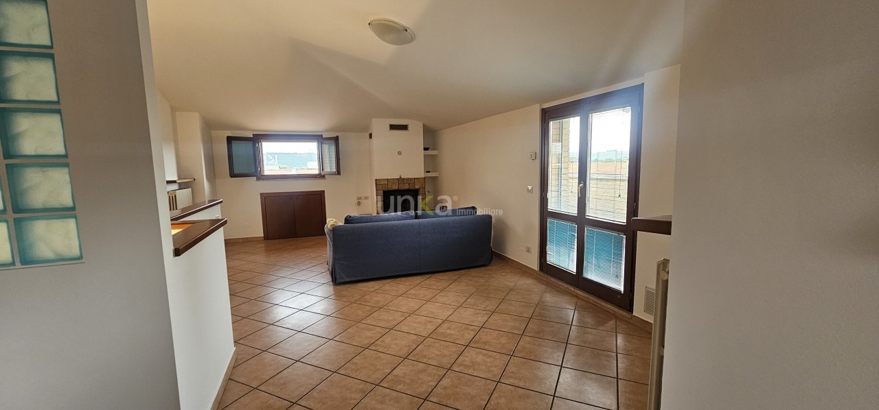Vendita Appartamento a Jesi – J3077